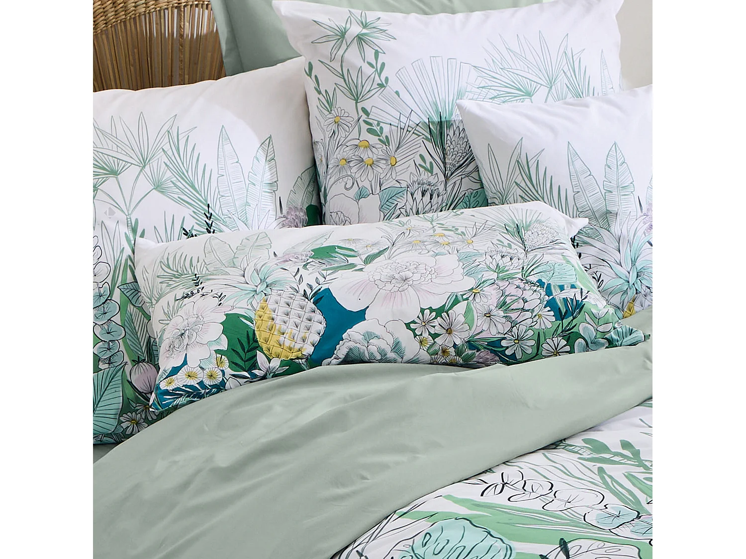 Taie d'oreiller 70x50 cm percale de coton BALI motif floral vert