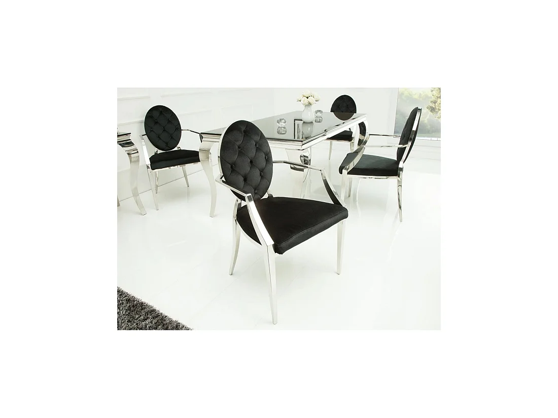 Chaise baroque VELENA en velours noir capitonné avec accoudoirs et structure argentée