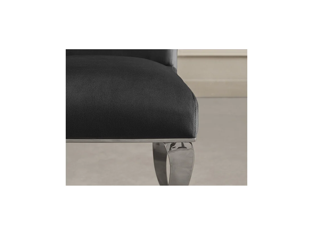 Lot de 2 chaises baroques VELENA en velours noir avec haut dossier et pieds argentés galbés