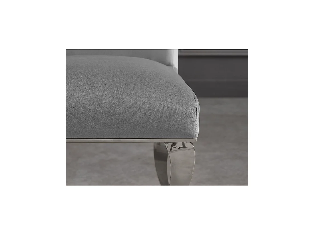 Lot de 2 chaises baroques VELENA en velours gris avec haut dossier et pieds argentés galbés