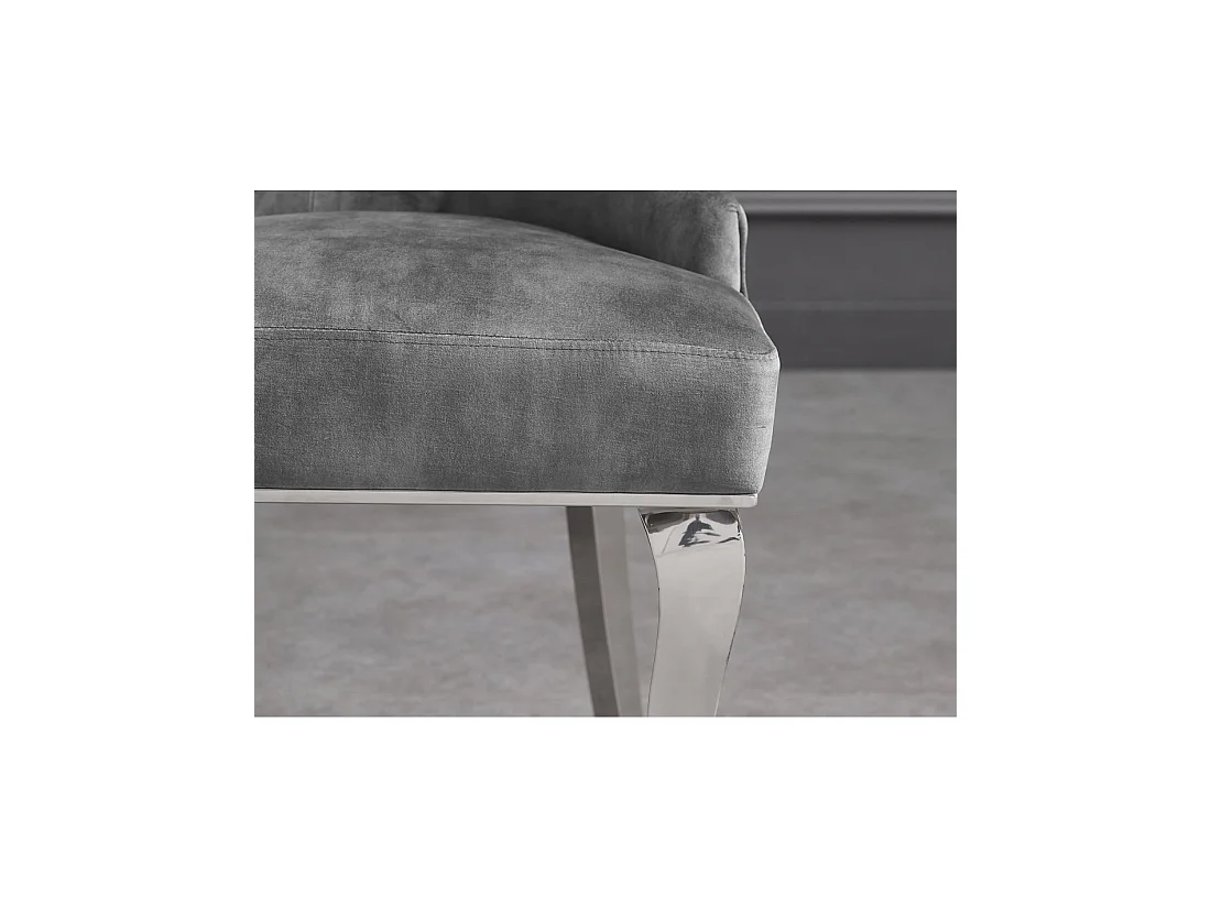Lot de 2 chaises baroques VELENA en velours gris capitonné avec pieds argentés