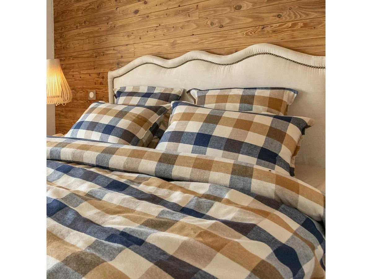 Taie d'oreiller 63x63cm en flanelle de coton à carreaux beige - BASTIEN