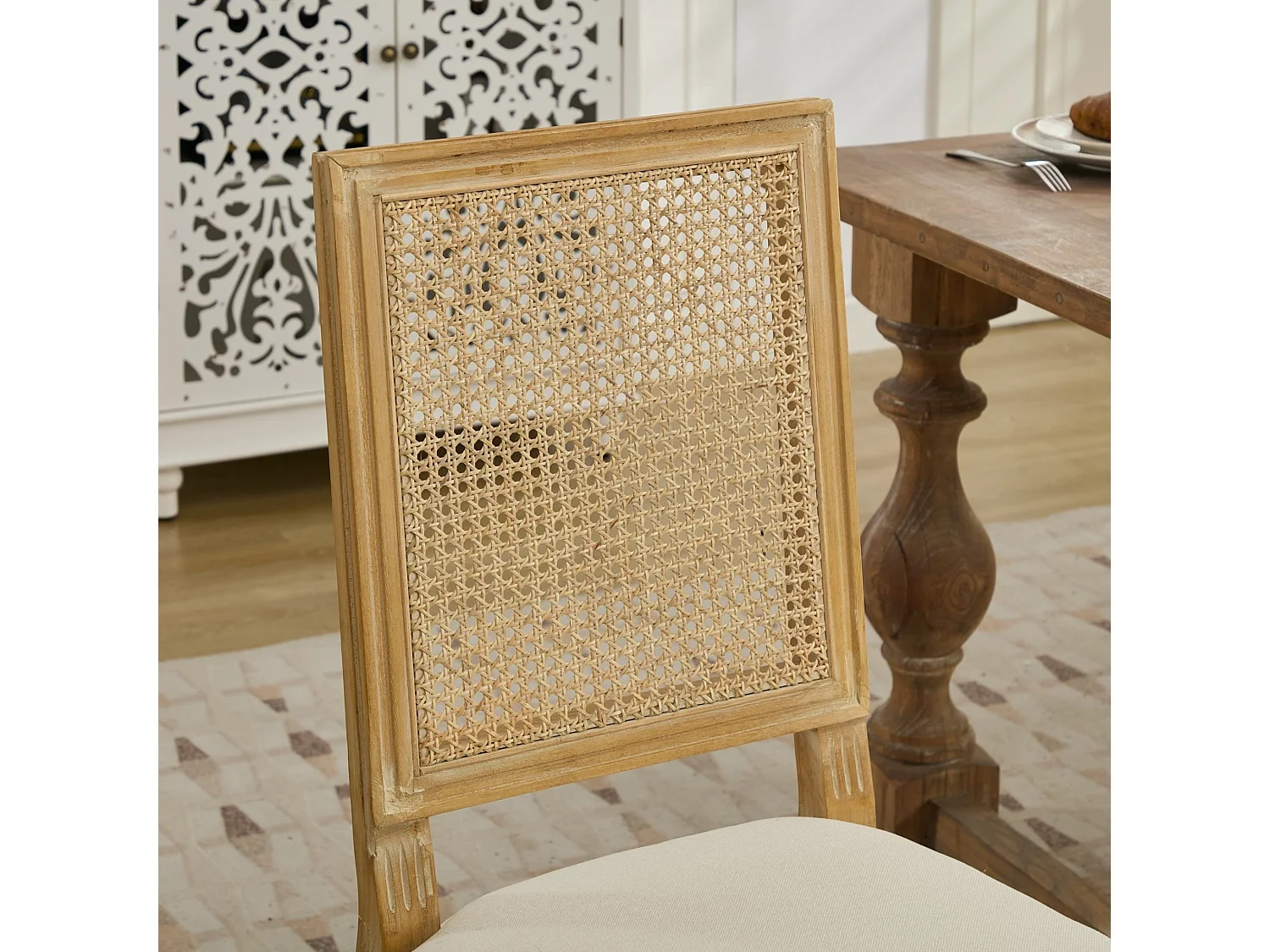 Franse Vintage Eetkamerstoelen met Rotan Rugleuning, Linnen Bekleding en S-veren, Set van 2