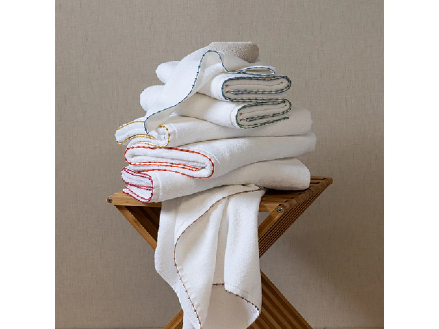 Lot de deux gants de toilette 16x21 cm pur coton collection ORLA avec picueta rose