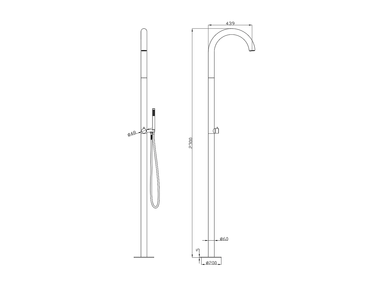 Douche d’extérieur avec dalle – Inox brossé – Argenté – H 230 cm – DESNARO