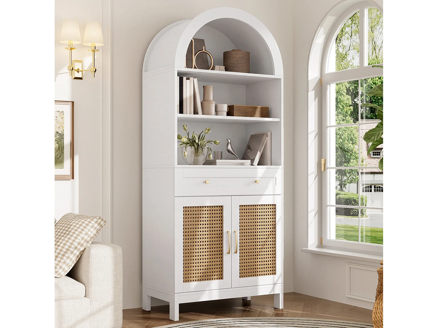 Vitrine incurvée moderne - avec 2 portes en rotin, 3 compartiments d'exposition + 1 tiroir - convient aux salons et aux couloirs - Blanc