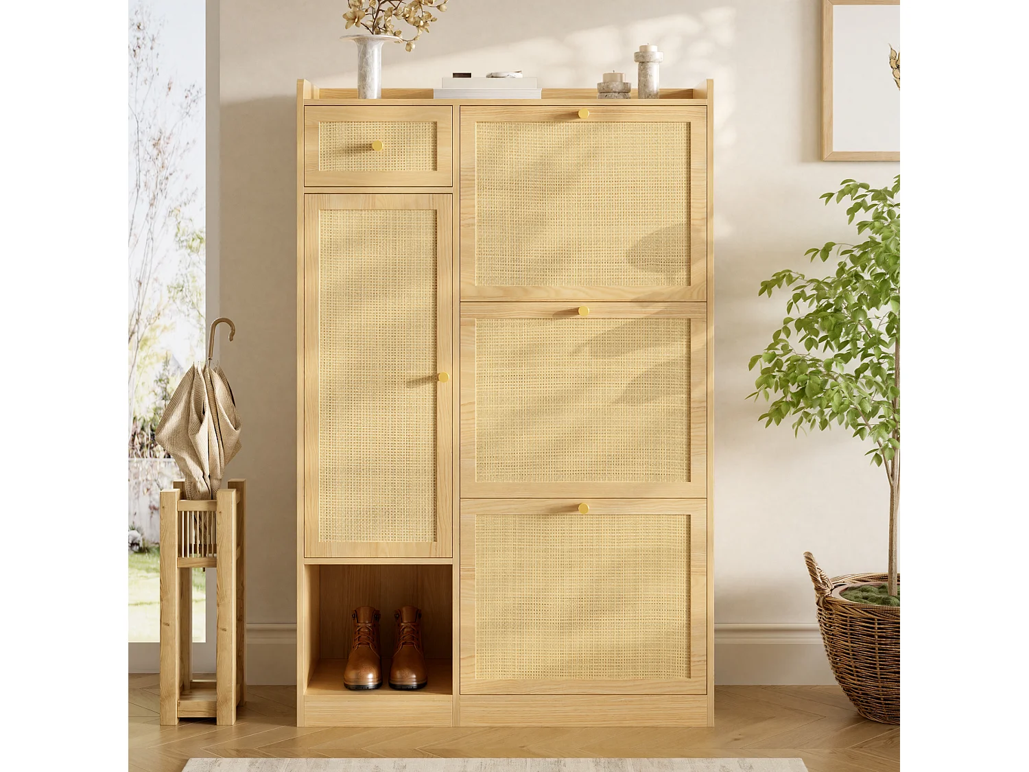Meuble à chaussures en rotin avec 3 portes rabattables, 1 tiroir et 1 placard latéral - Panneaux de particules - 80,5x25x125 cm - Naturel