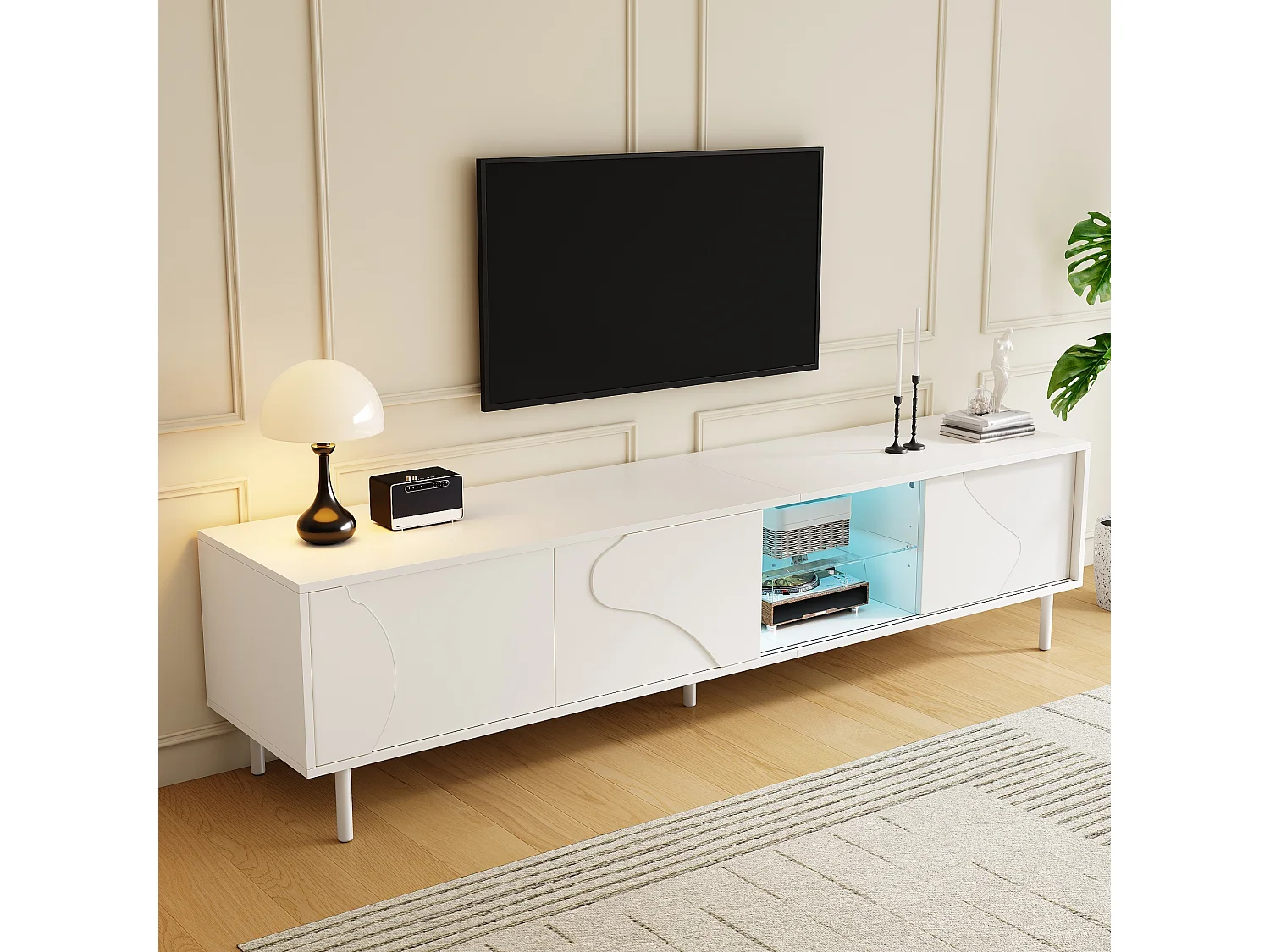 180 cm breites TV-Möbel mit 3 Schiebetüren, intelligenter LED-Beleuchtung und Glasablage – MDF, Metall und Sicherheitsglas – 180 x 40 x 45 cm – Weiß