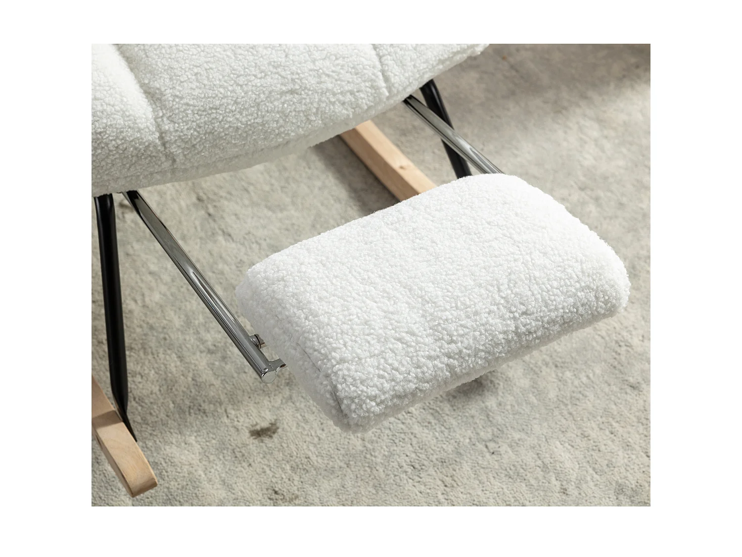 Fauteuil à bascule 80/98.5/98 cm avec repose-pieds pliable rembourré Lammfell-Optik blanc