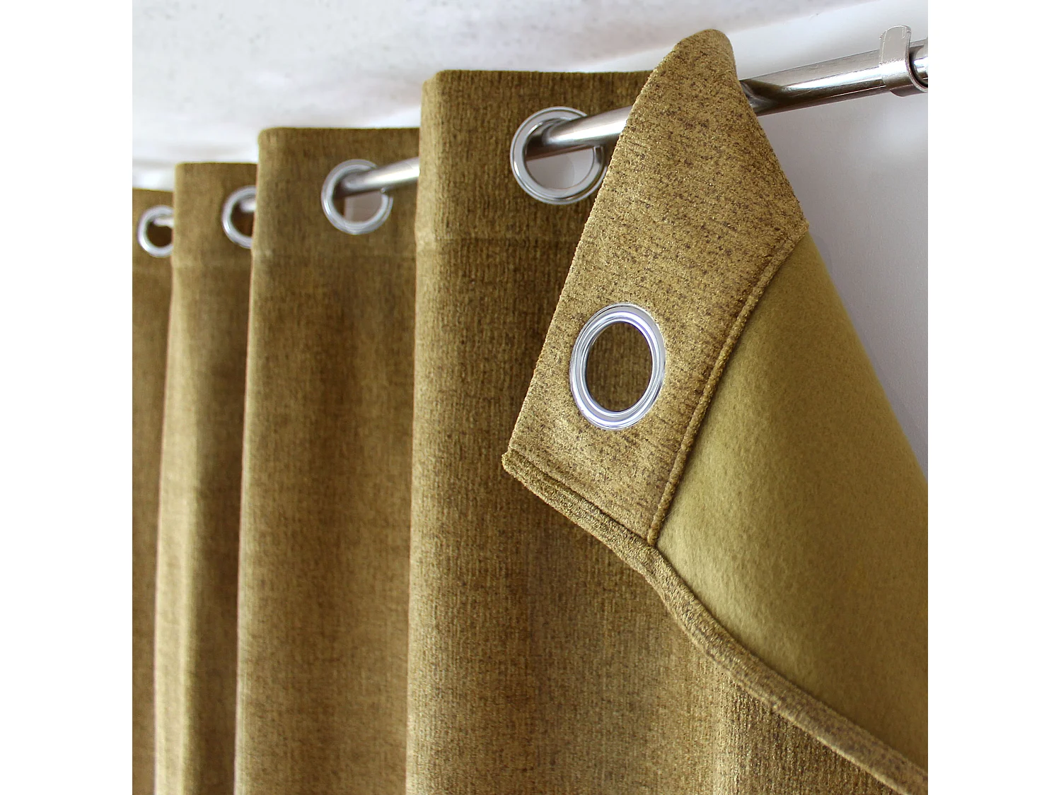 Rideau Thermique à Œillets, kaki chiné, 140x240 cm, Velours Chenillé, Collection Alpaga, CMADECO - Vert