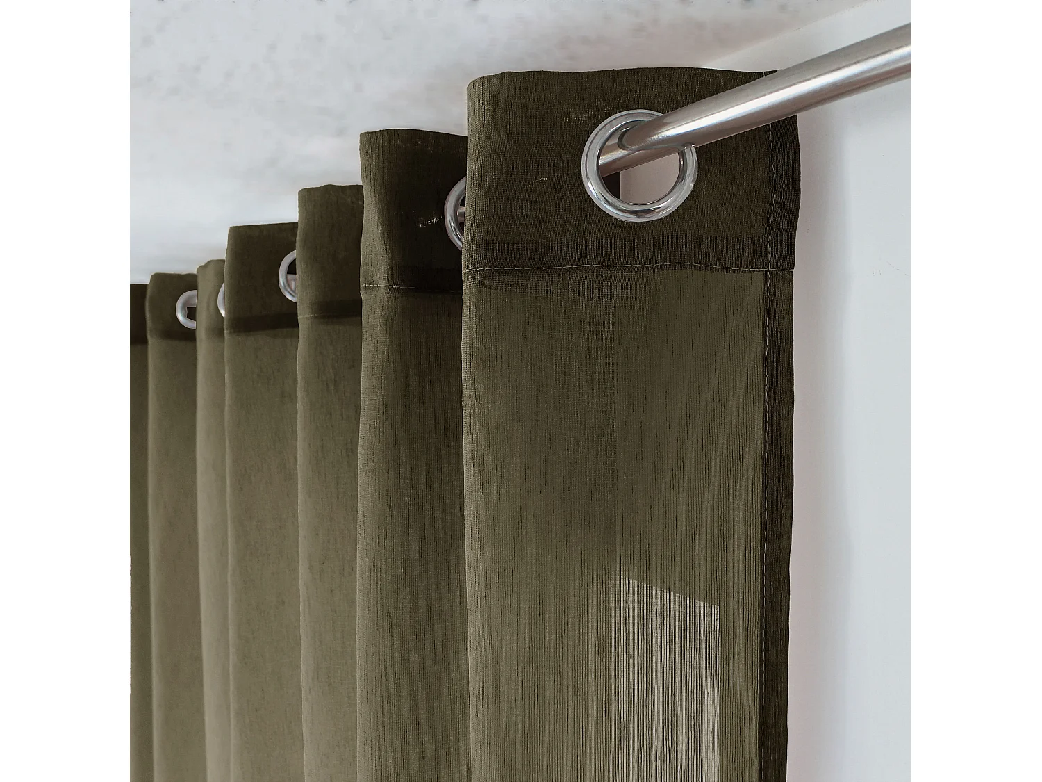 Voilages à œillets, kaki, 140x240cm, Lot de 2, Matière texturée, Collection Sia, CMADECO - Vert