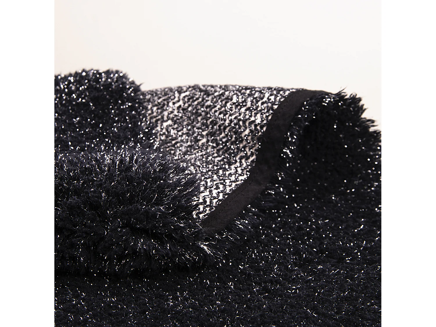 Tapis de bain LUREX en coton noir - 45x75 cm - BATHBAZAAR