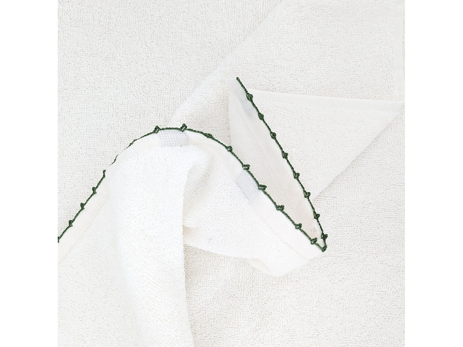 Parure de bain 7 pièces collection ORLA pur coton avec picueta vert