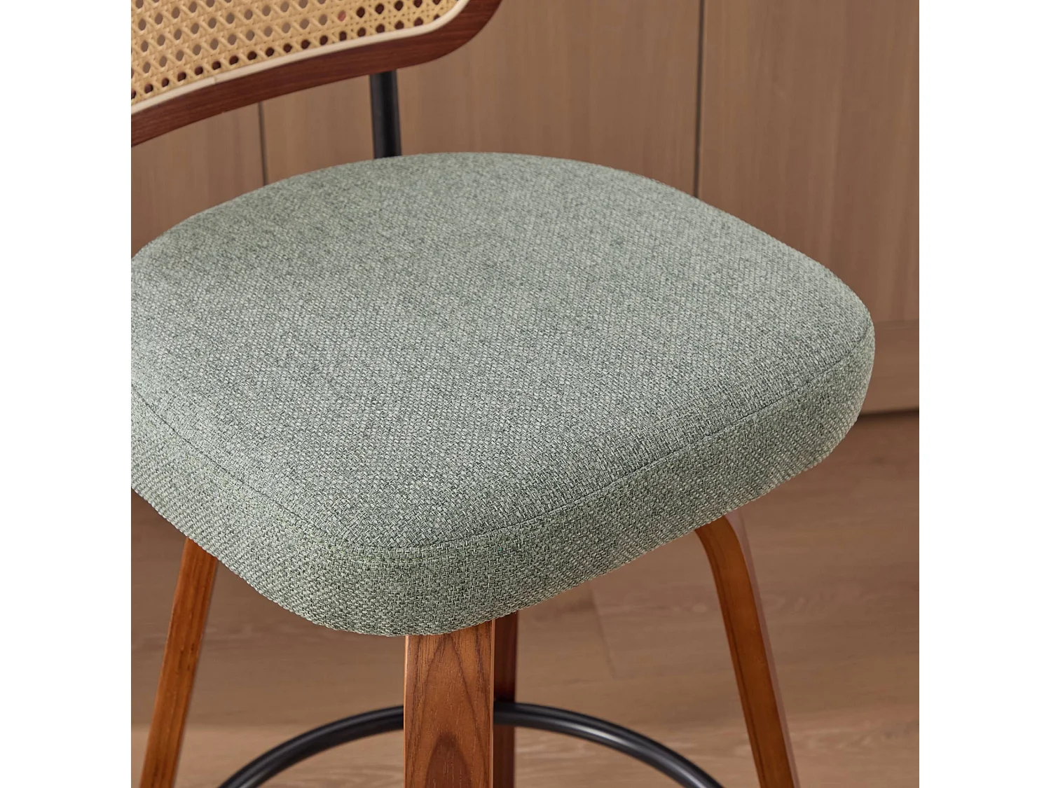Lot de 3 tabourets de bar en velours avec dossier PE rotin et 360 d rotation