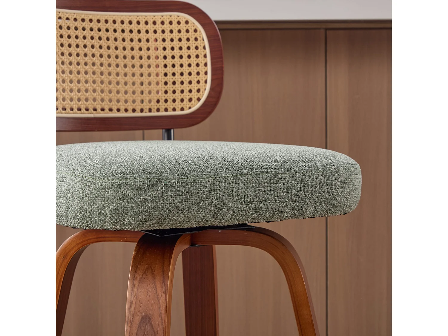 Lot de 3 tabourets de bar en velours avec dossier PE rotin et 360 d rotation