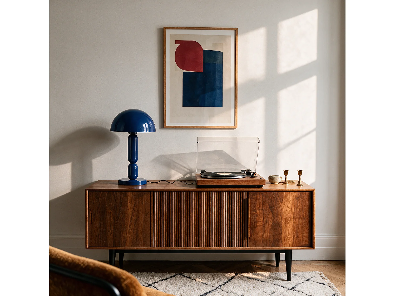 Lampe en bois et métal bleu foncé - Romy