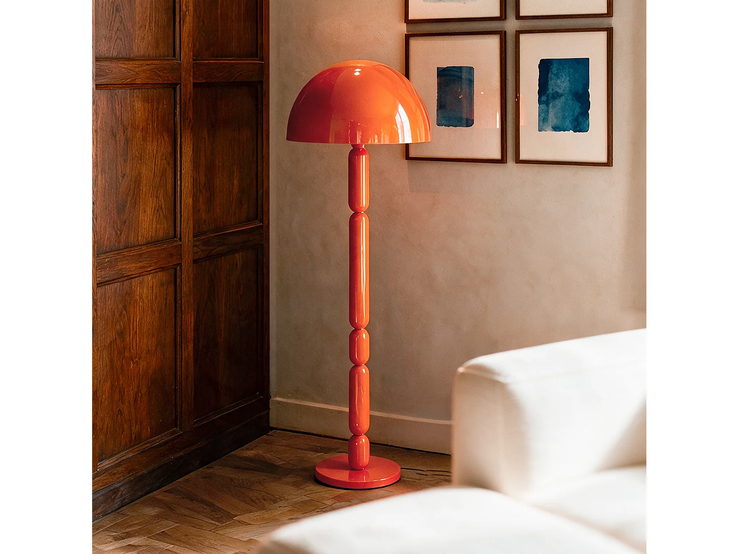 Lámpara de pie de madera y metal naranja - Romy