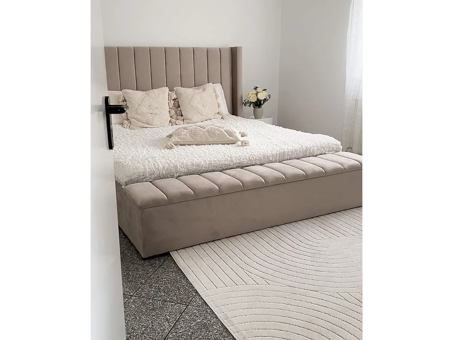 Lit avec banc de rangement Velours NOYERS 180 x 200 cm Beige