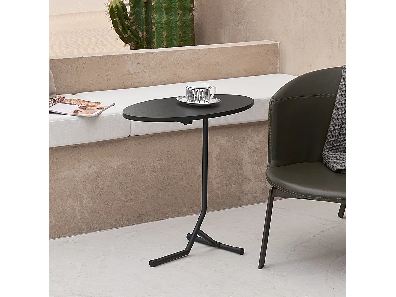 Table d'appoint ovale Karlebo 55 x 60 x 30 cm noir [en.casa]