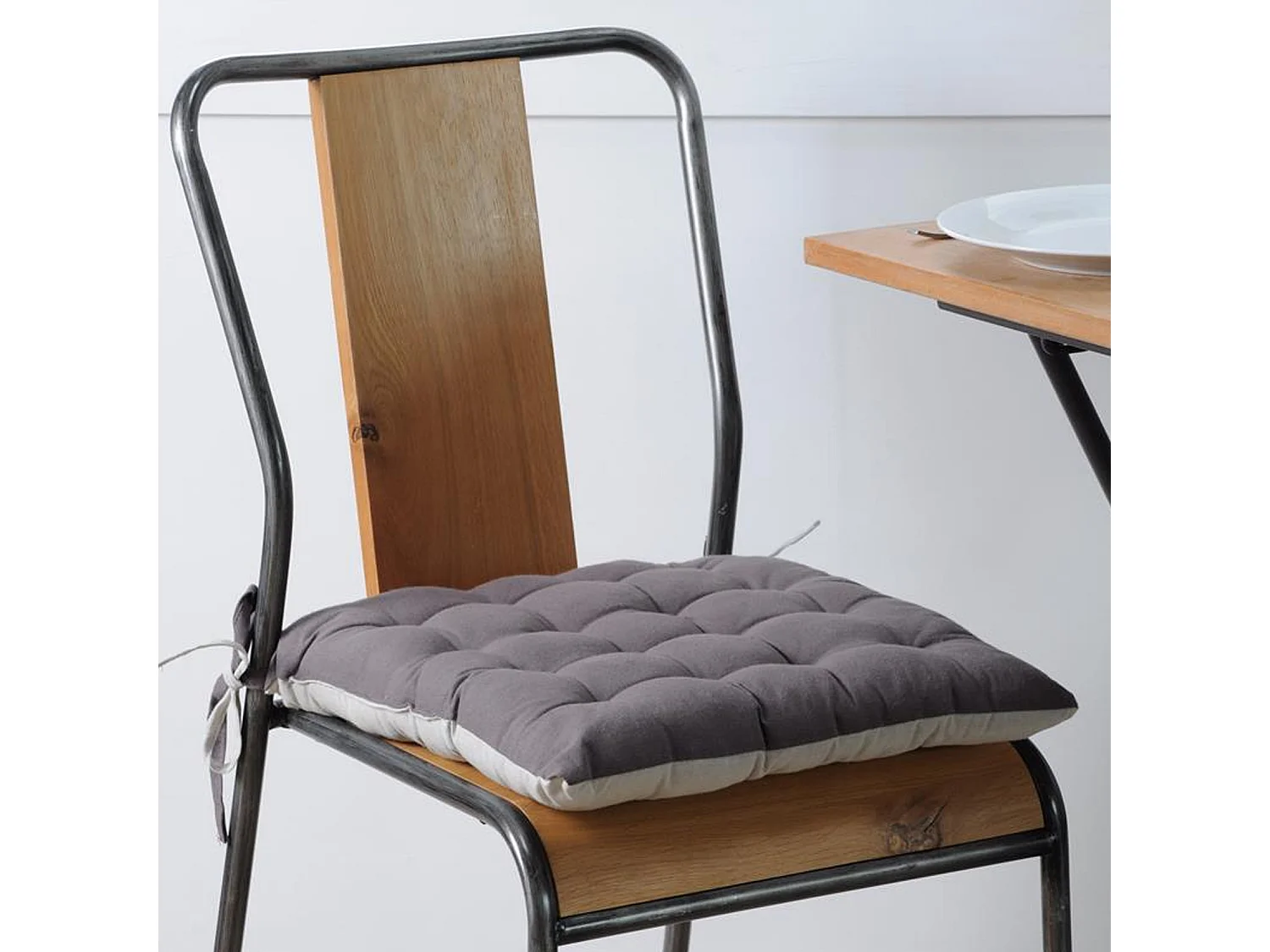 Galette de chaise capitonnée double face gris et perle Duo