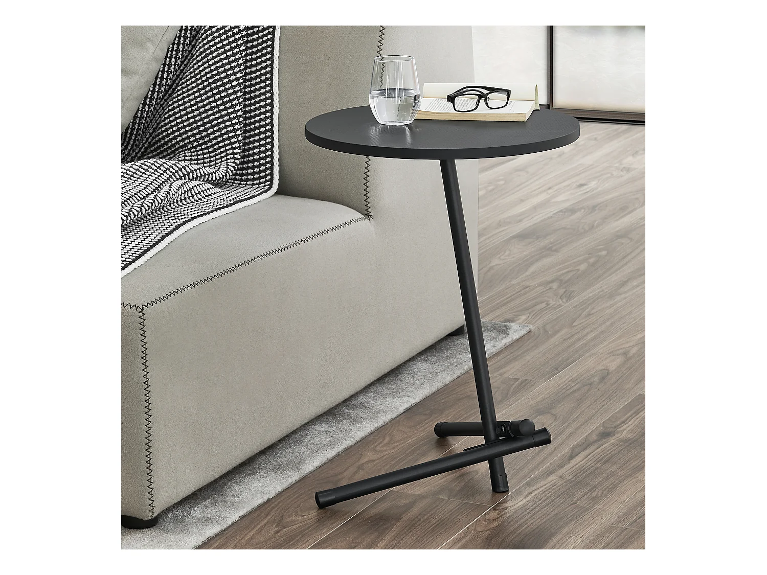 Table d'appoint ronde Karup 55 x 40 cm noir [en.casa]