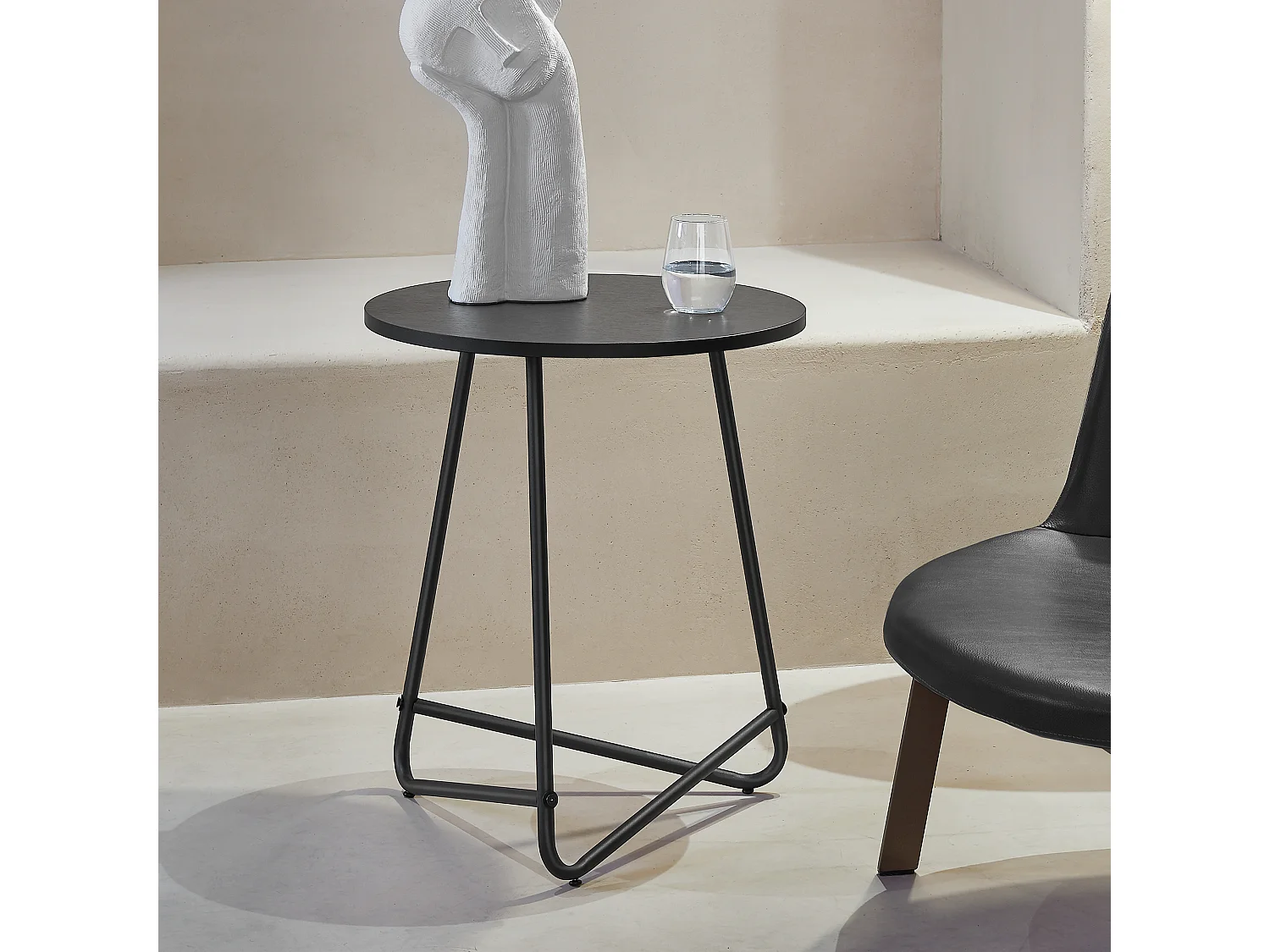 Table d'appoint ronde Juelsminde 55 x 45 cm noir [en.casa]