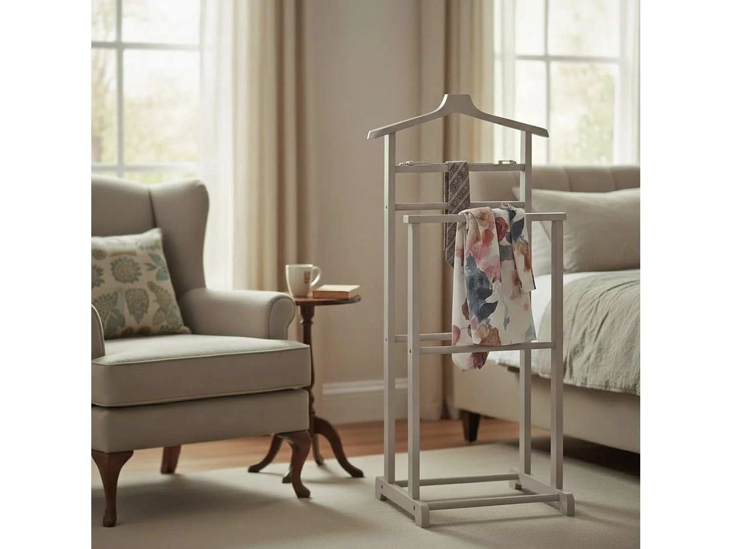 Valet de nuit valet de chambre en bambou massif coloris gris anthracite – Longueur 48 x Profondeur 36 x Hauteur 97 cm