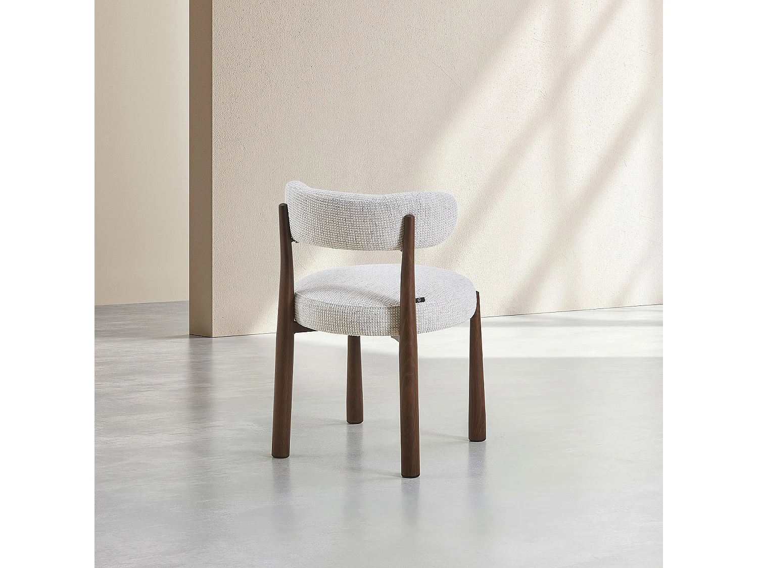 Habitat - Lot de 2 chaises en tissu et métal finition noyer - Blanc cassé - Bryne