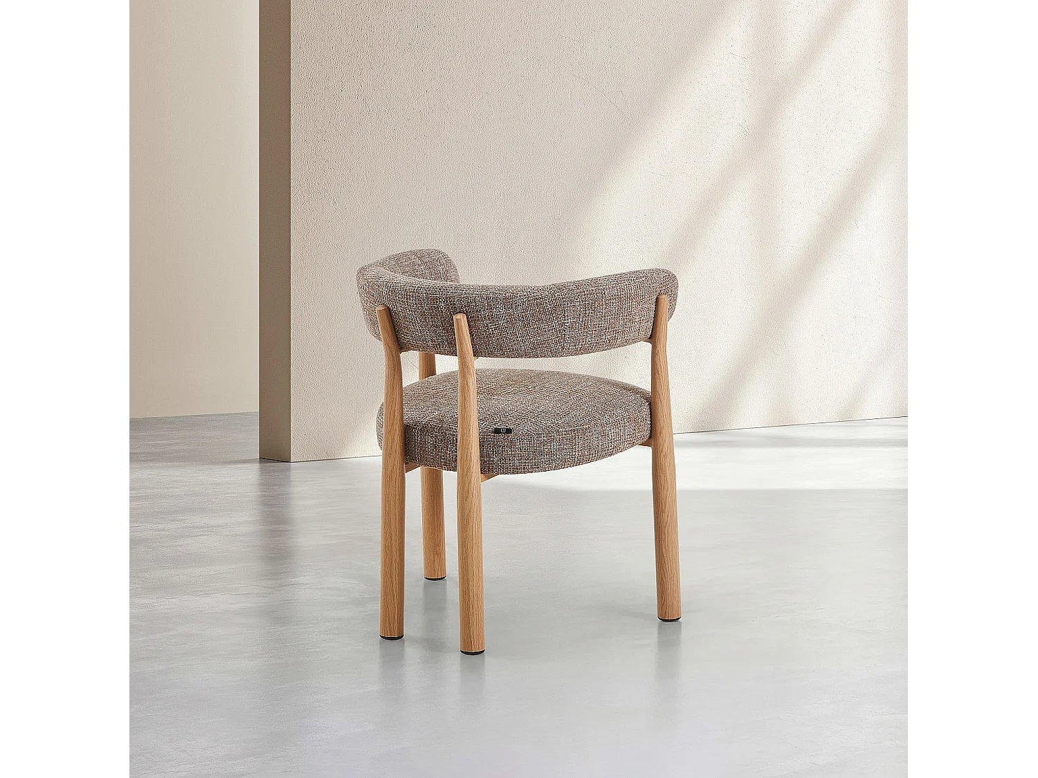 Habitat - Lot de 2 chaises en tissu et métal finition chêne avec accoudoirs - Taupe - Bryne