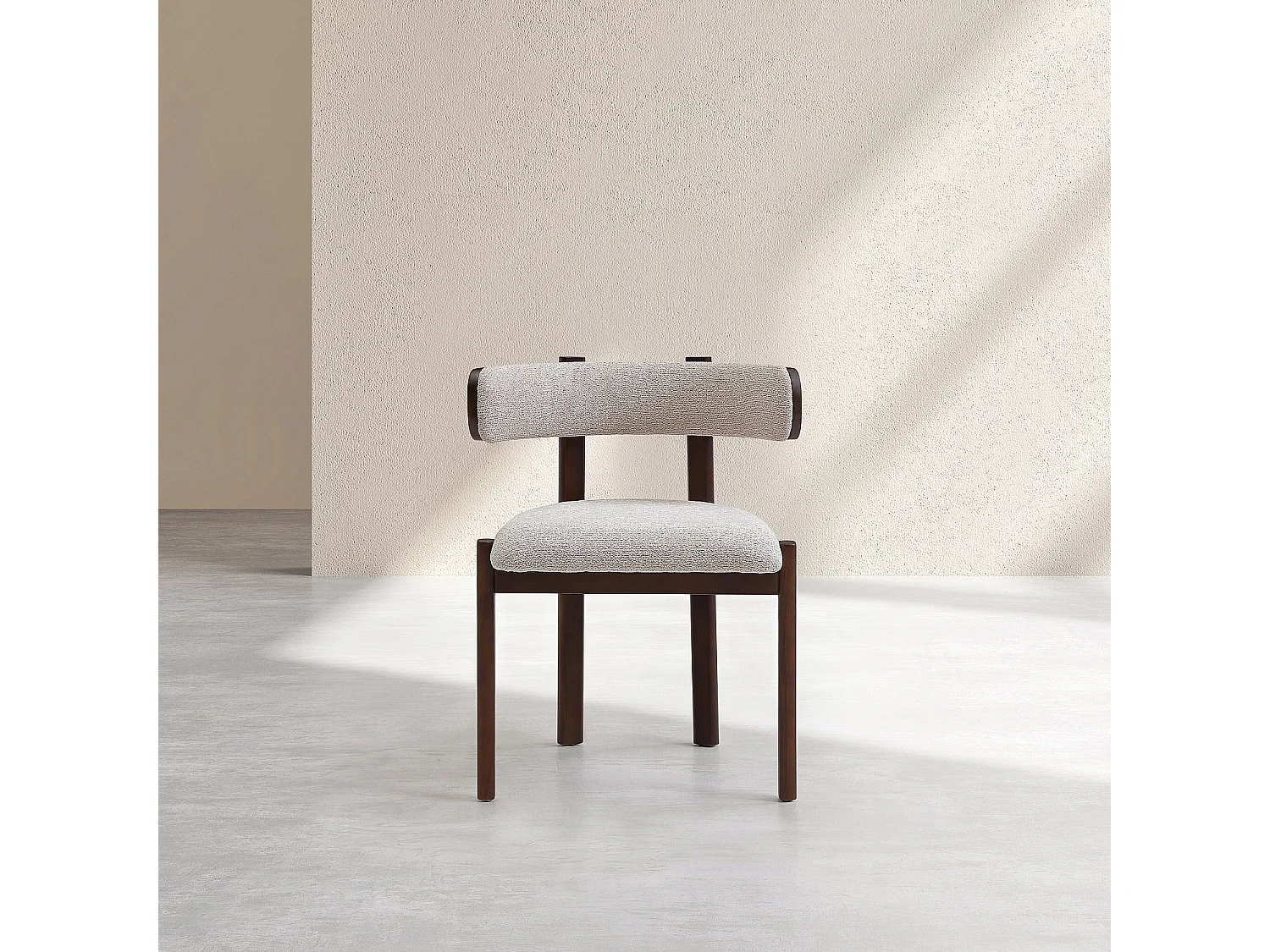 Habitat - Lot de 2 chaises en tissu et bois massif finition noyer - Beige chiné - Youna