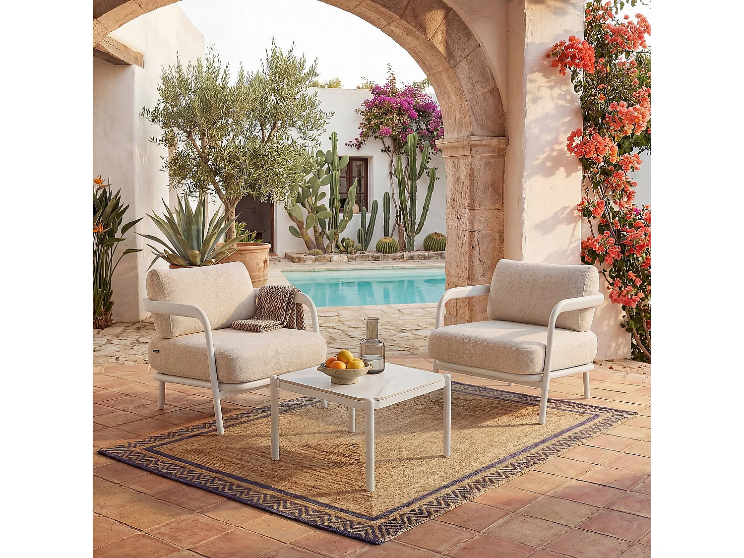 Habitat - Table basse de jardin carrée en aluminium et céramique - Blanc cassé - Nazare