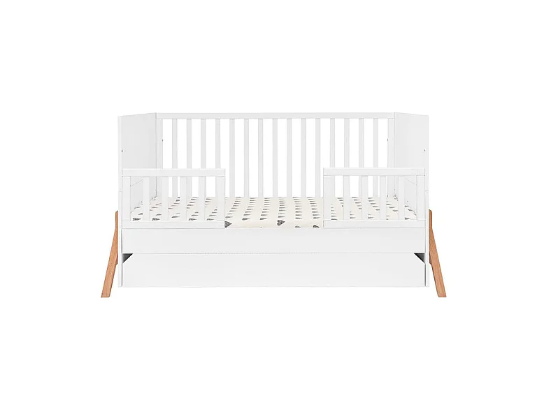 Bellamy Lotta og Royal White sengehest