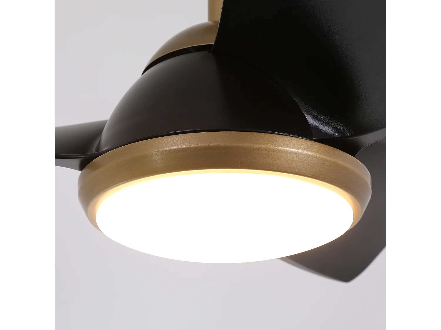 Parrot Uncle LED-Deckenventilator mit Flügeln in brauner Holzoptik, moderner und leiser Deckenventilator mit 76 cm Durchmesser