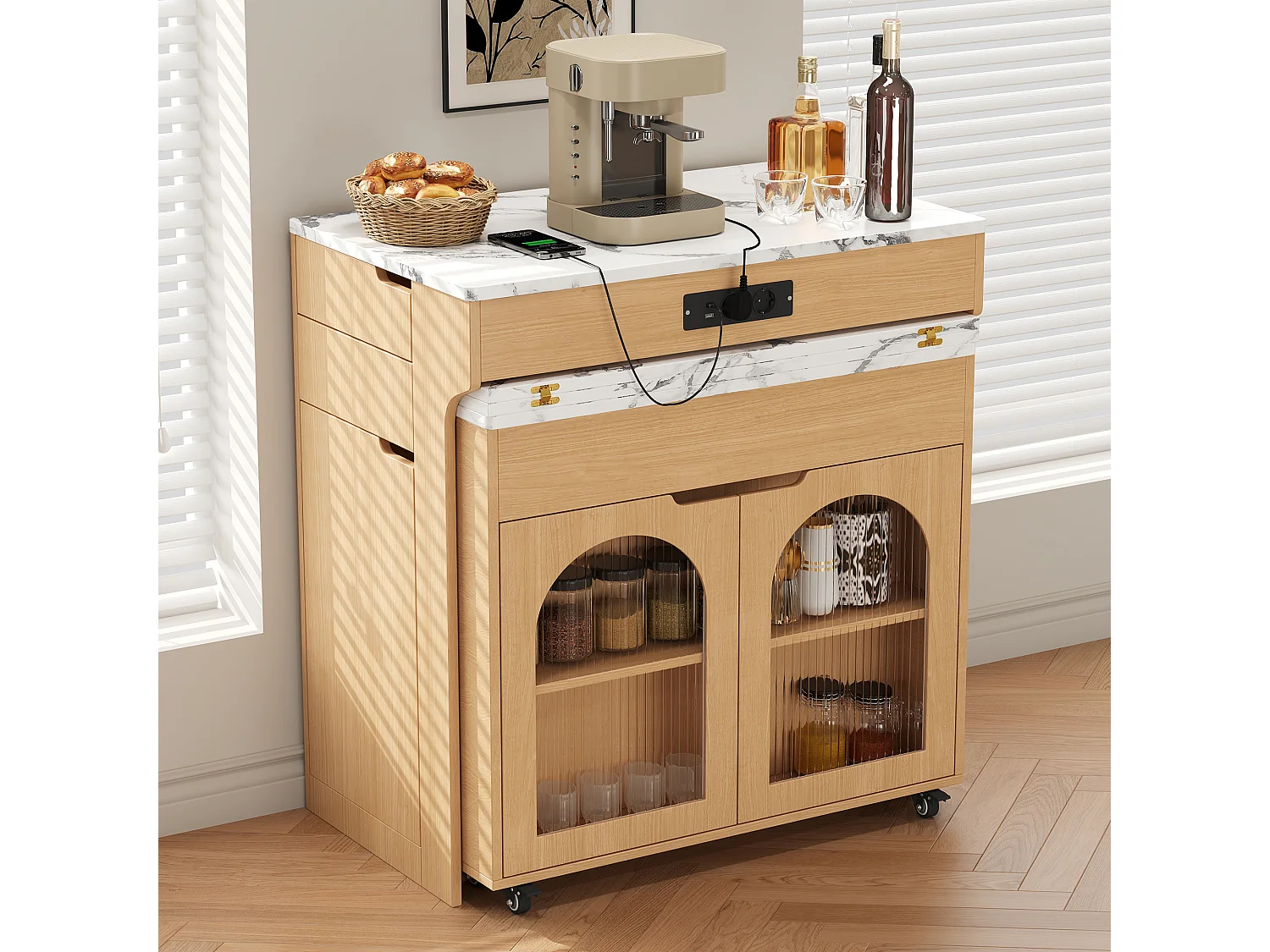 Îlot de central cuisine mobile extensible avec plateau effet marbre, 3 portes et 2 tiroirs - Prises intégrées – 55–153 x 80 x 93 cm – MDF – Naturel