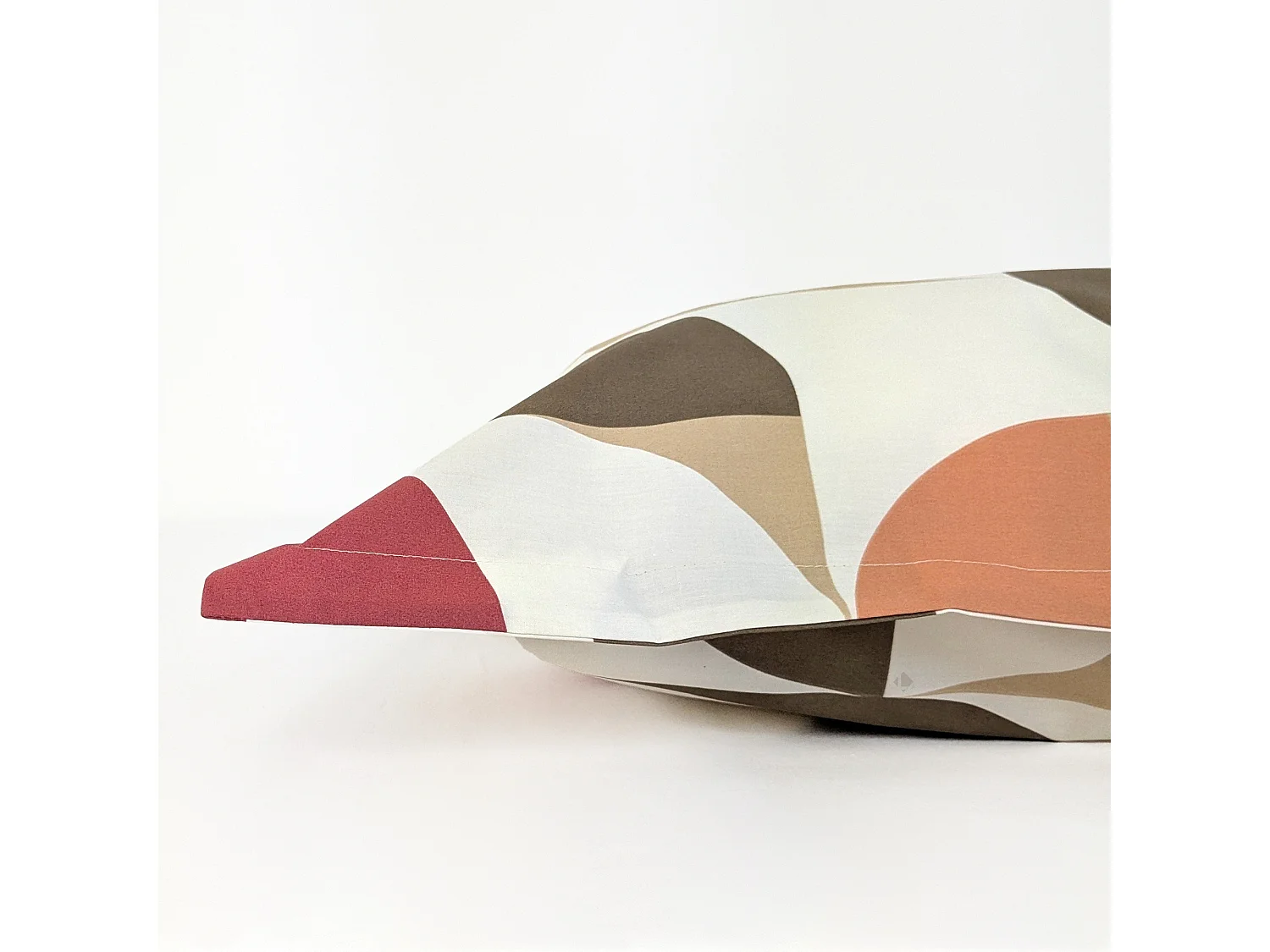Taie d'oreiller 50x70 cm en 100% percale de coton MODULO blanc acajou