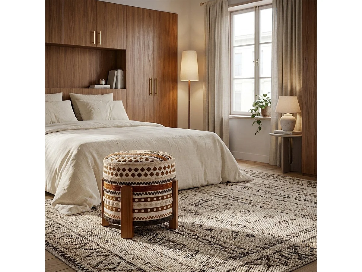 Pouf rond rembourré en tissu Mombasa Artful Accent