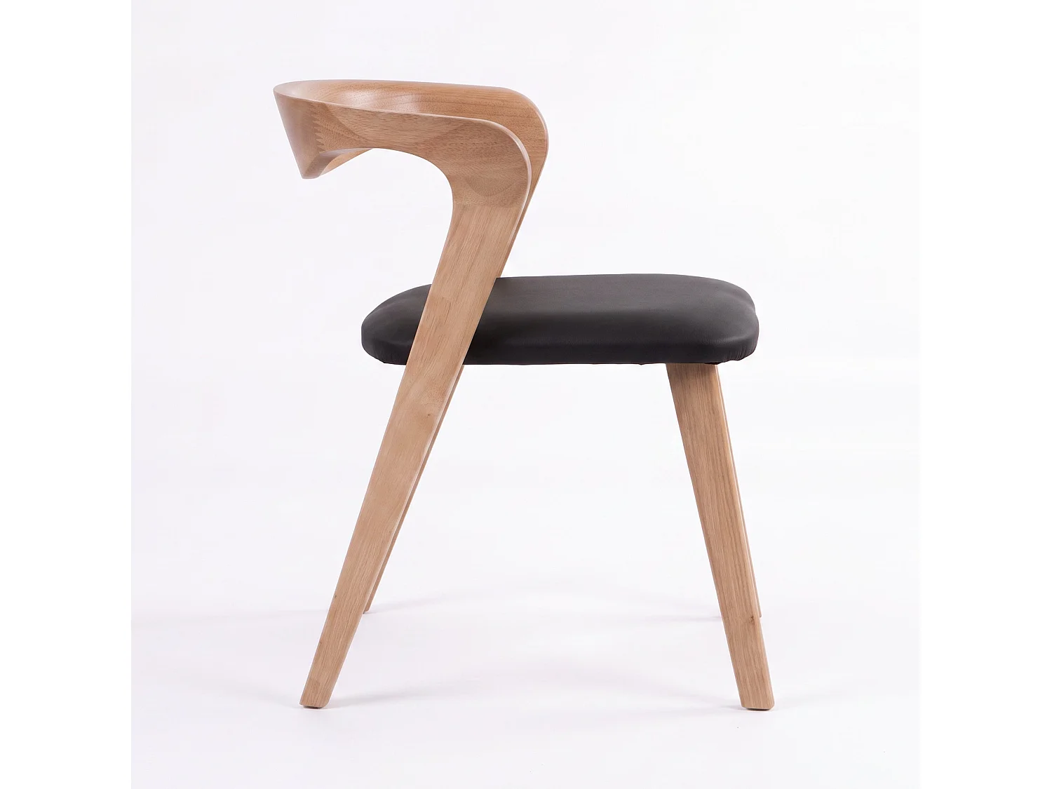 Silla de madera de caucho rubio y cuero sintético negro - Vega