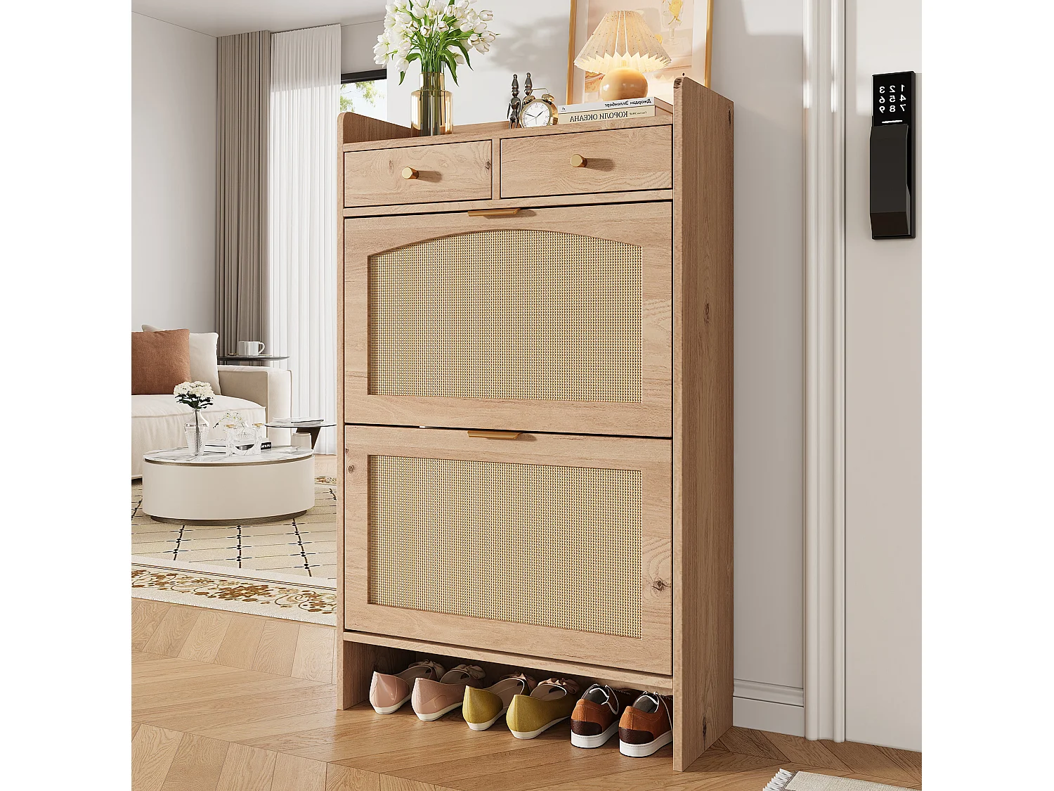 Schuhschrank aus Rattan mit 2 Klapptüren und 2 Schubladen – Spanplatte – 65 x 25 x 106 cm – Naturholz