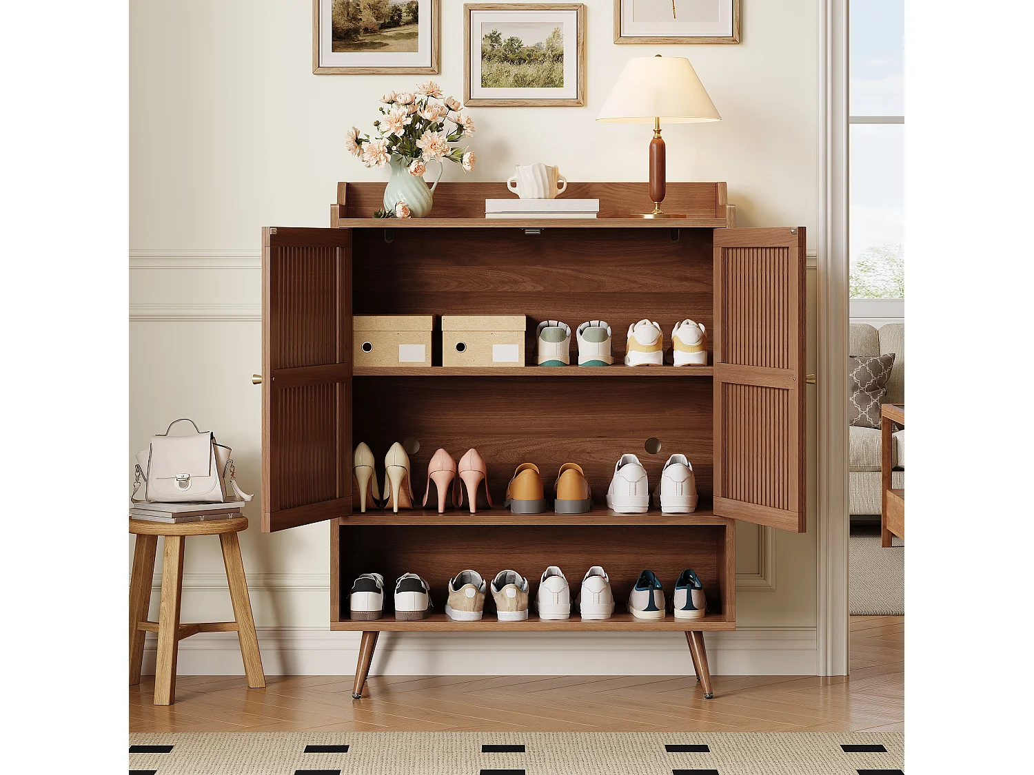 Schuhschrank mit 2 Türen, offenem Fach und geschlossenem Stauraum – MDF, Kiefer und Eisen – 80 x 35 x 105 cm – Naturholz