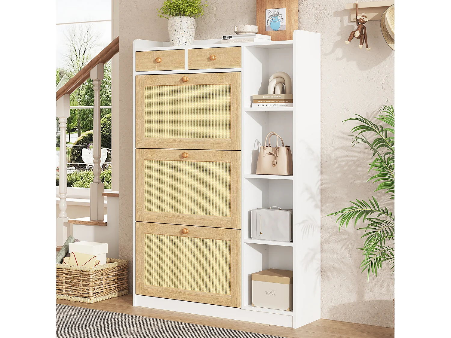 Schuhschrank aus Rattan mit 3 Klapptüren, 2 Schubladen und seitlichen Ablagen – Spanplatte – 90 x 24 x 103 cm – Naturholz
