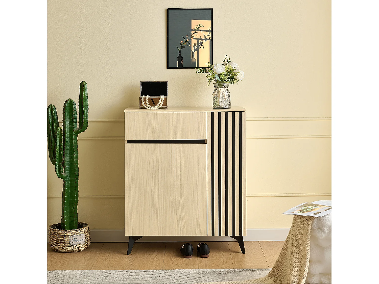 Shoe cabinet with 2 doors, 1 drawer and adjustable shelves – 75 x 35 x 90 cm – MDF – Light wood