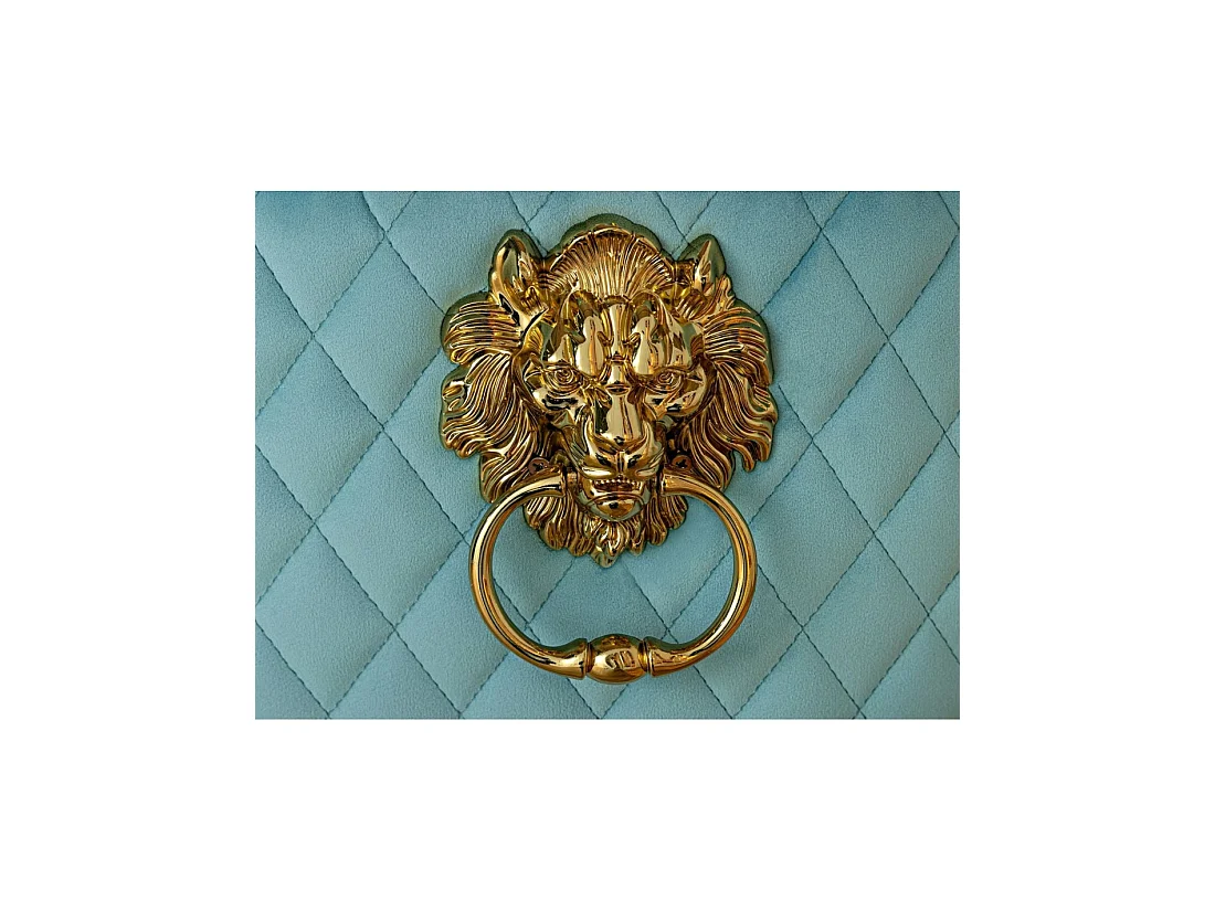 Lot de 2 chaises Chesterfield REGINA bleu turquoise en velours capitonné – Tête de lion et pieds dorés