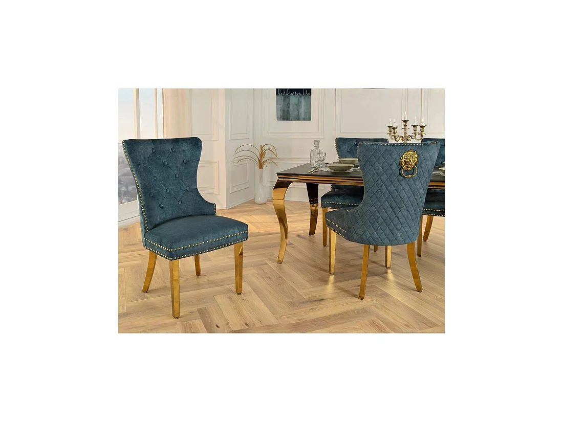 Lot de 2 chaises Chesterfield REGINA bleu pétrole en velours capitonné – Tête de lion dorée, clous décoratifs et pieds acier