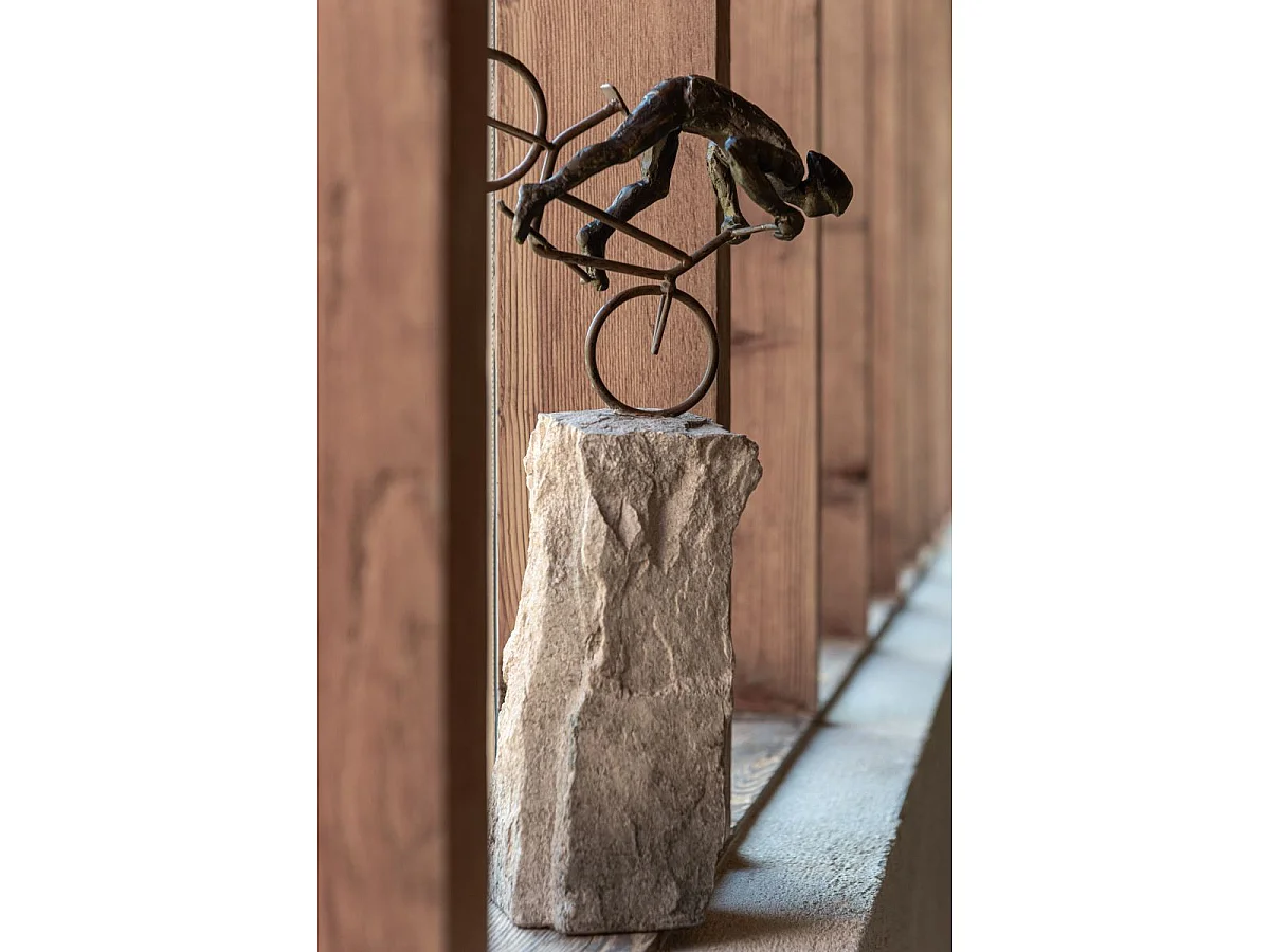Lot de 2 Statuettes Déco "Cyclistes sur Pierre" 46cm Beige