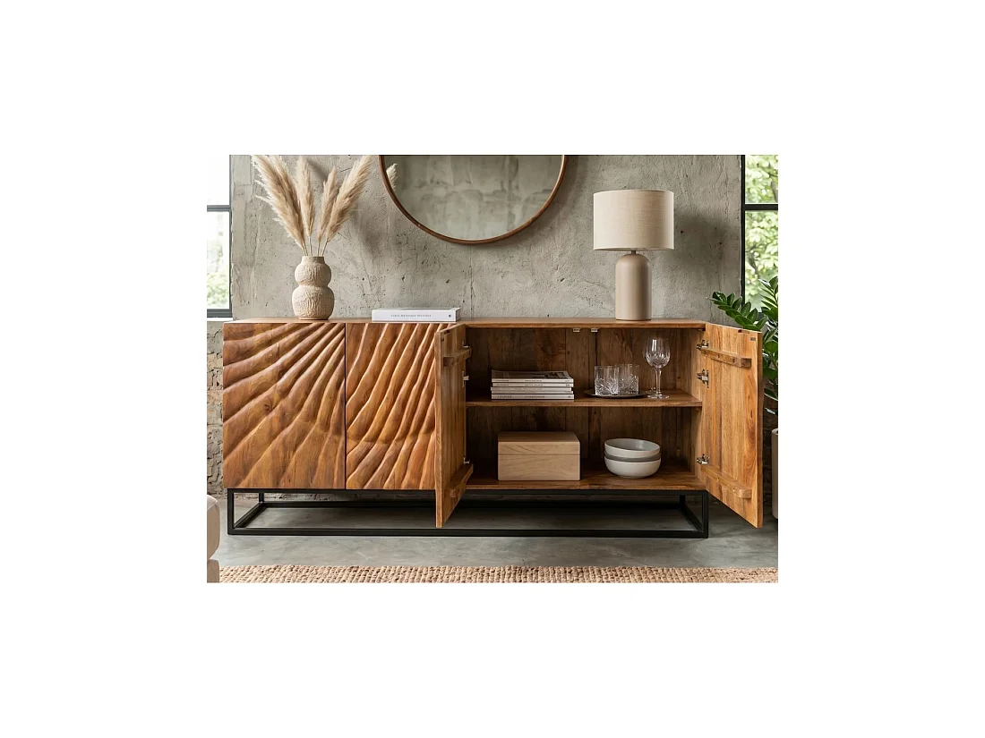 Buffet SILVA 177 cm en bois massif de manguier sculpté – 4 portes et piètement métal noir
