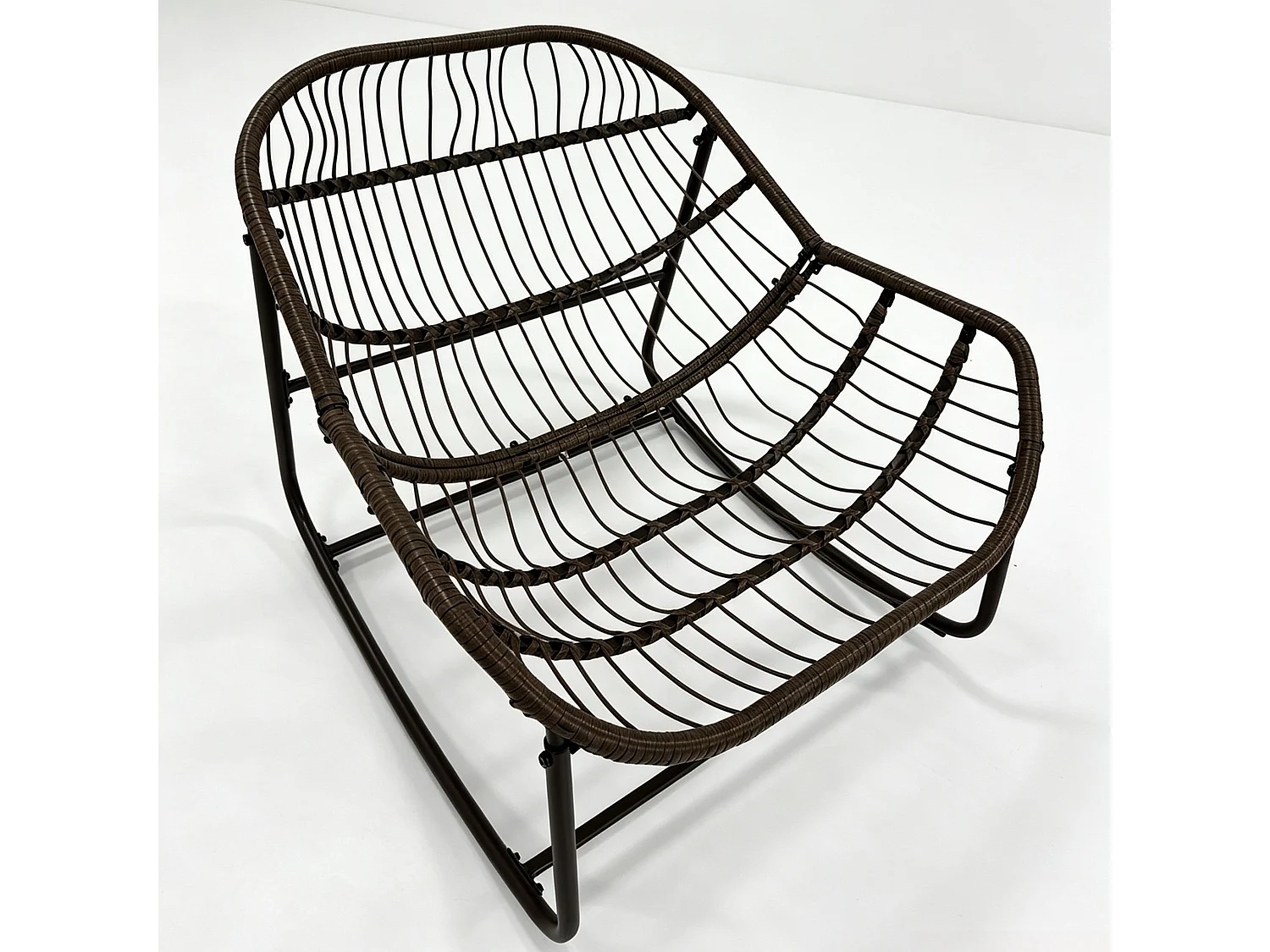 Grand fauteuil à bascule oeuf extérieur salon rotin avec coussin épais et structure acier