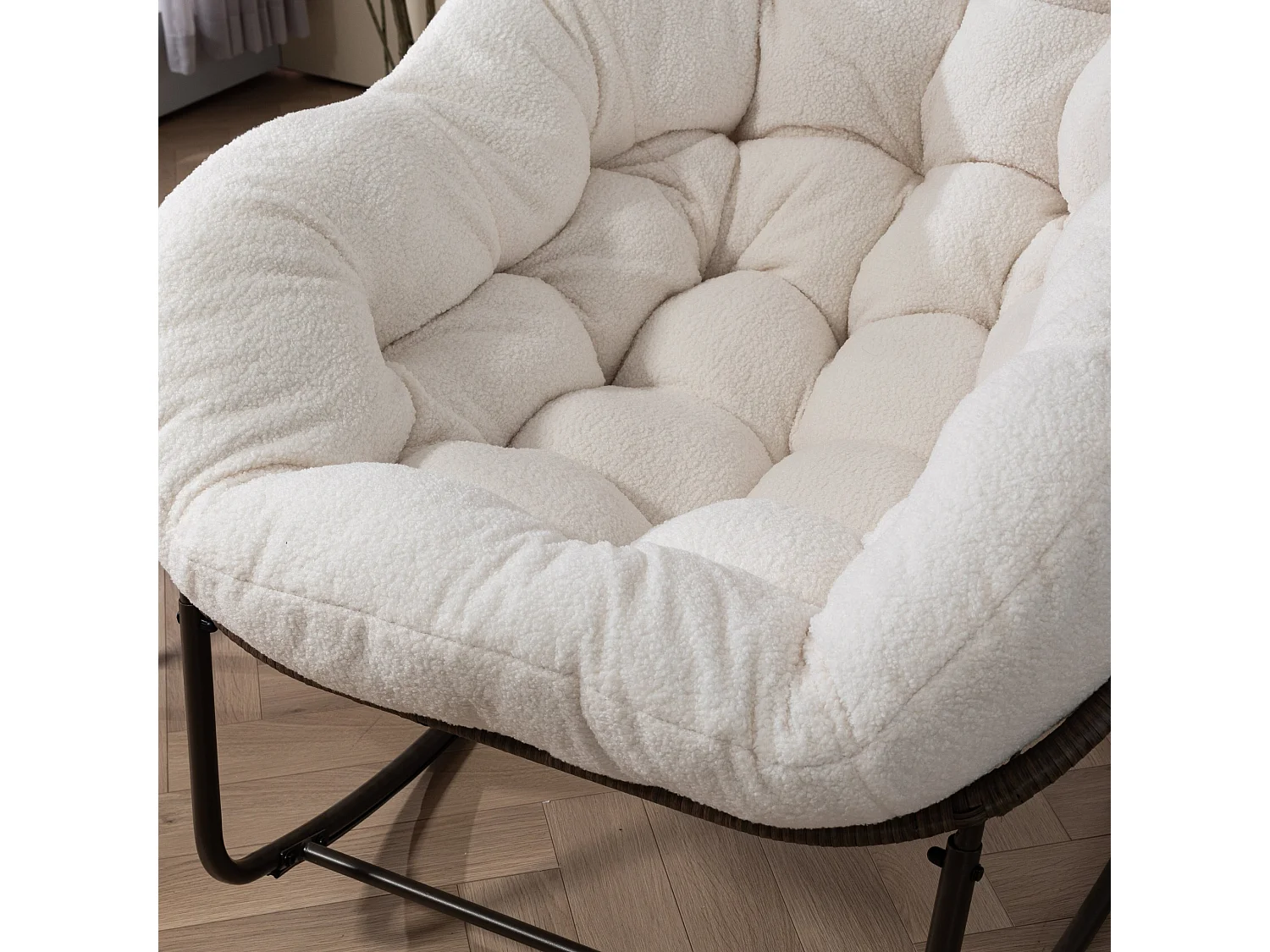 Silla mecedora huevo grande exterior salón ratán con cojín grueso y estructura de acero