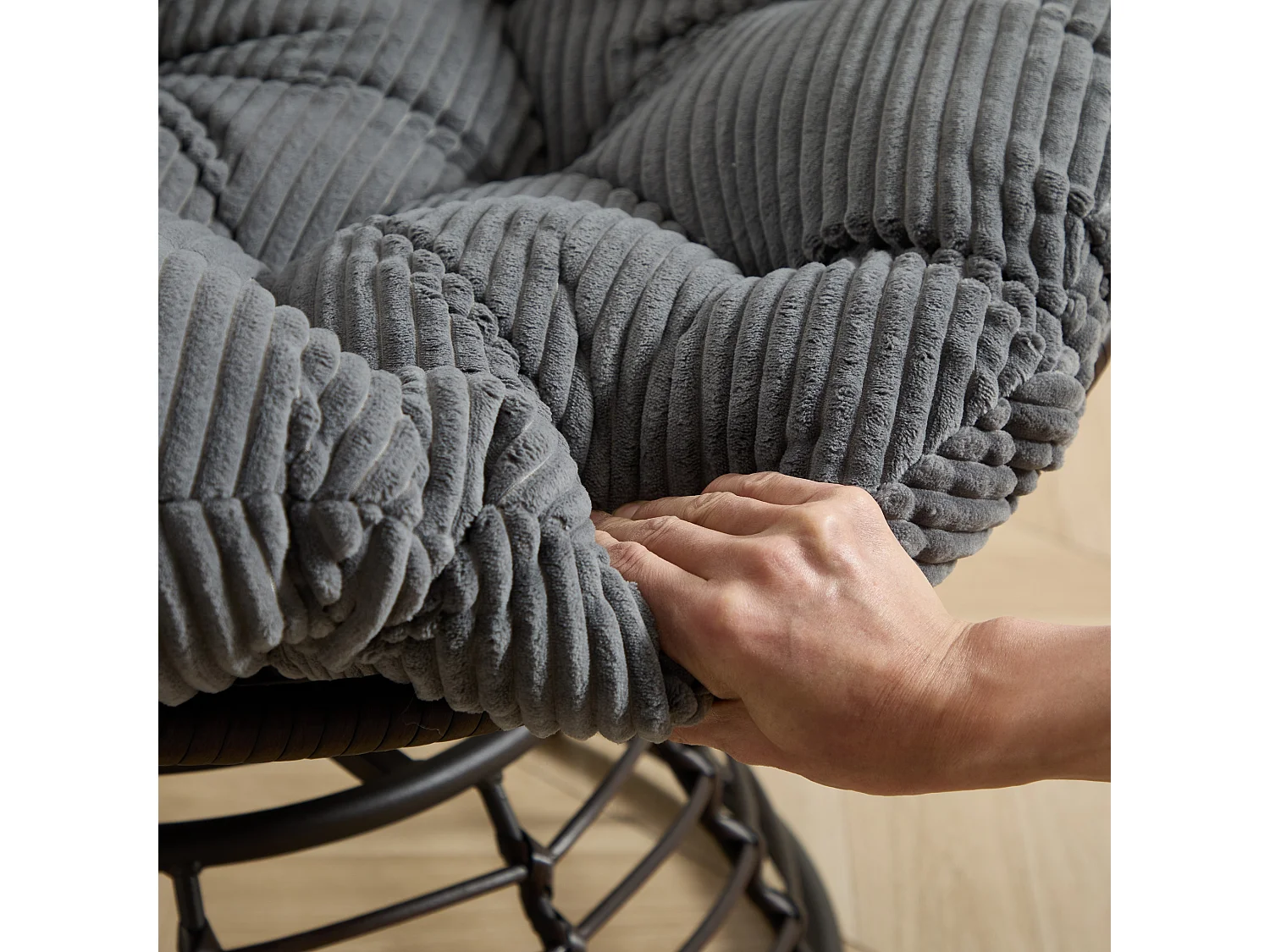 Fauteuil pivotant Papasan avec assise ronde de 92 cm, coussin épais et structure acier