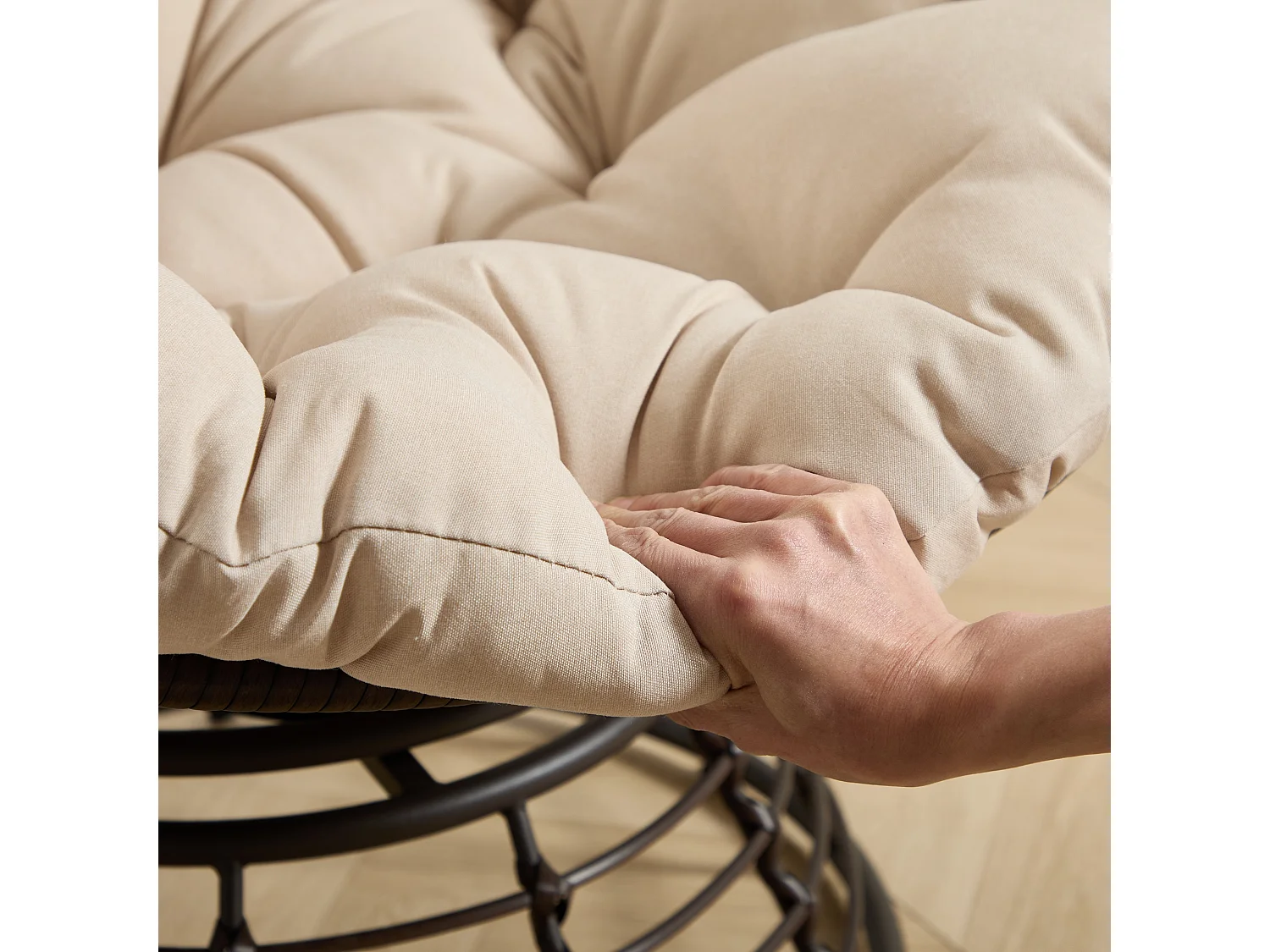 Fauteuil pivotant Papasan avec assise ronde de 92 cm, coussin épais et structure acier