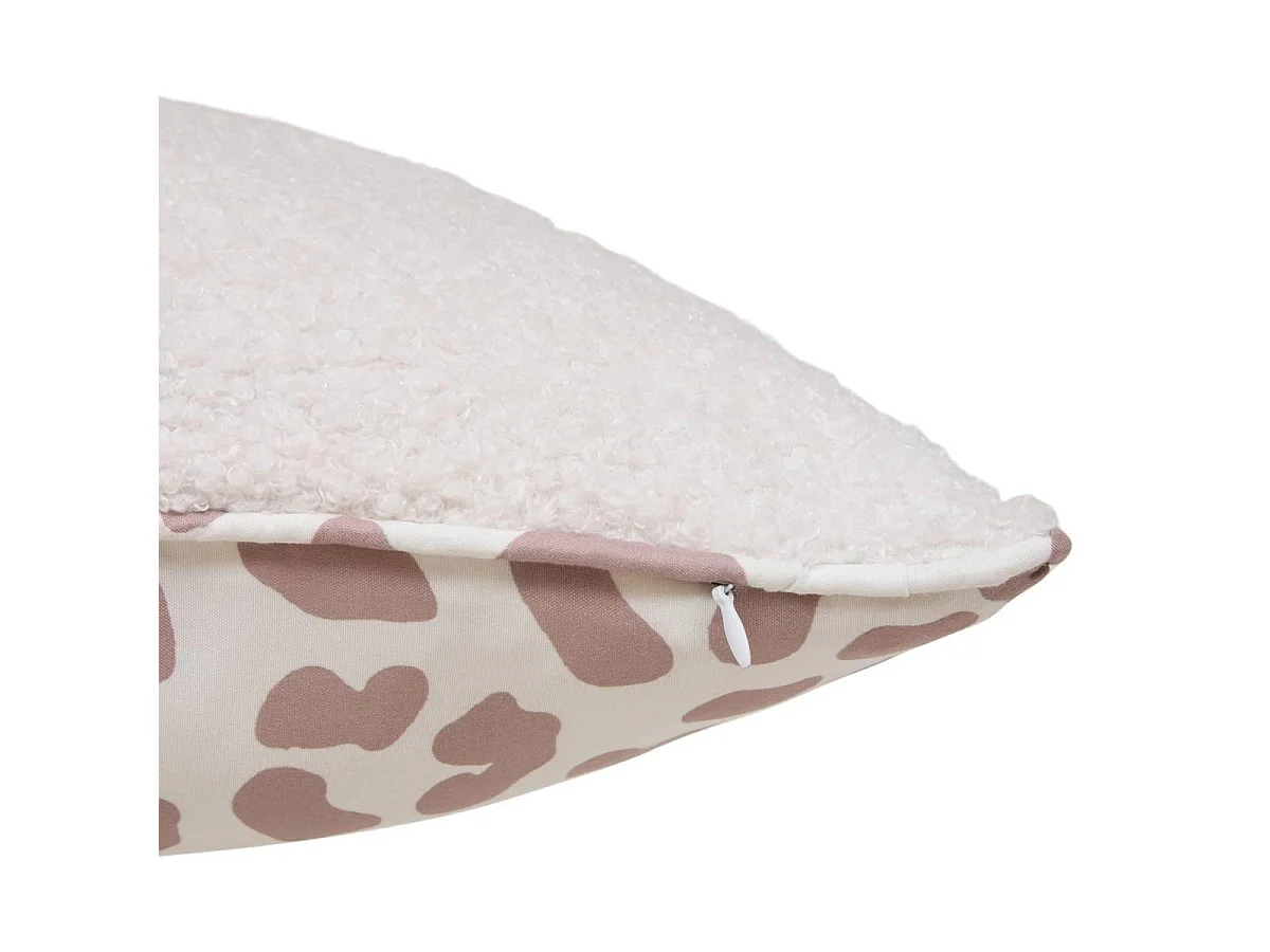 Coussin Déco Enfant Bouclette "Jaiko" 40x40cm Rose